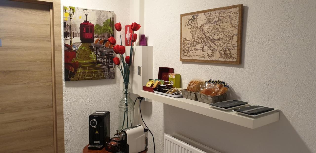 ホテル A Casa Mia ヴァーヴル エクステリア 写真