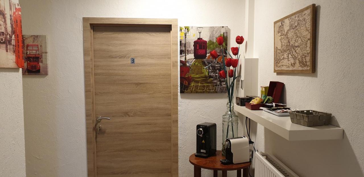 ホテル A Casa Mia ヴァーヴル エクステリア 写真